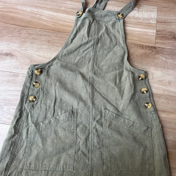 Rusty overalls - Picture 2 of 4